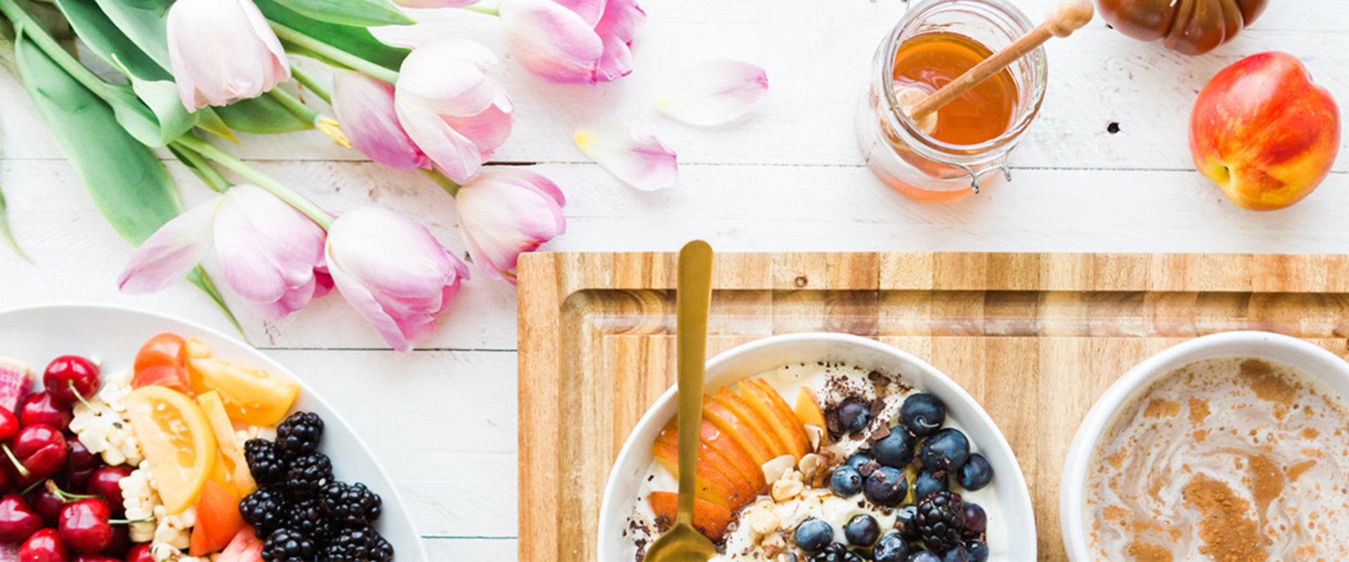 Book brunch for Mother's Day at Grouse Mountain